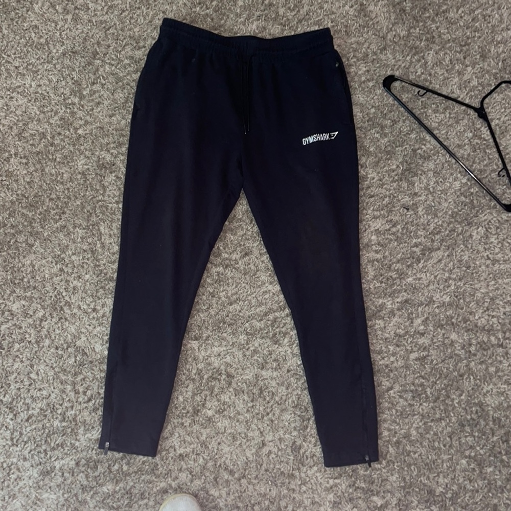Black gymshark sweatpants